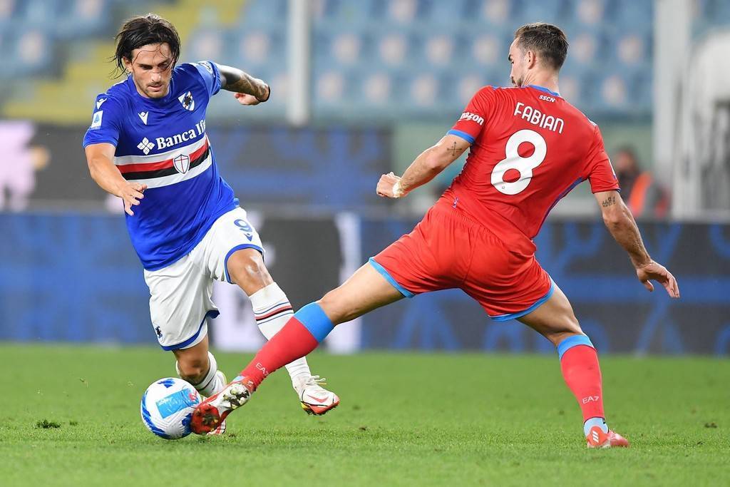 卡利亚里主场逼平那不勒斯，表现可圈可点