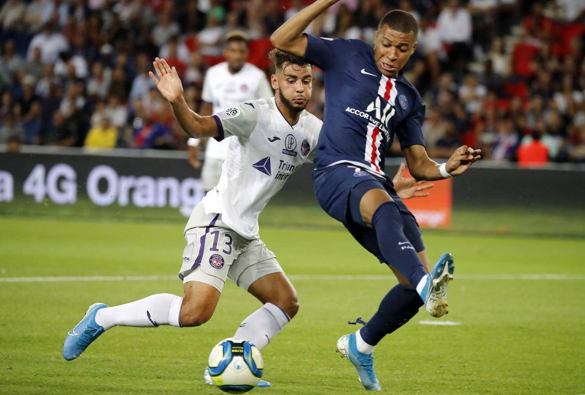 昨晚比赛中，图卢兹输掉比赛