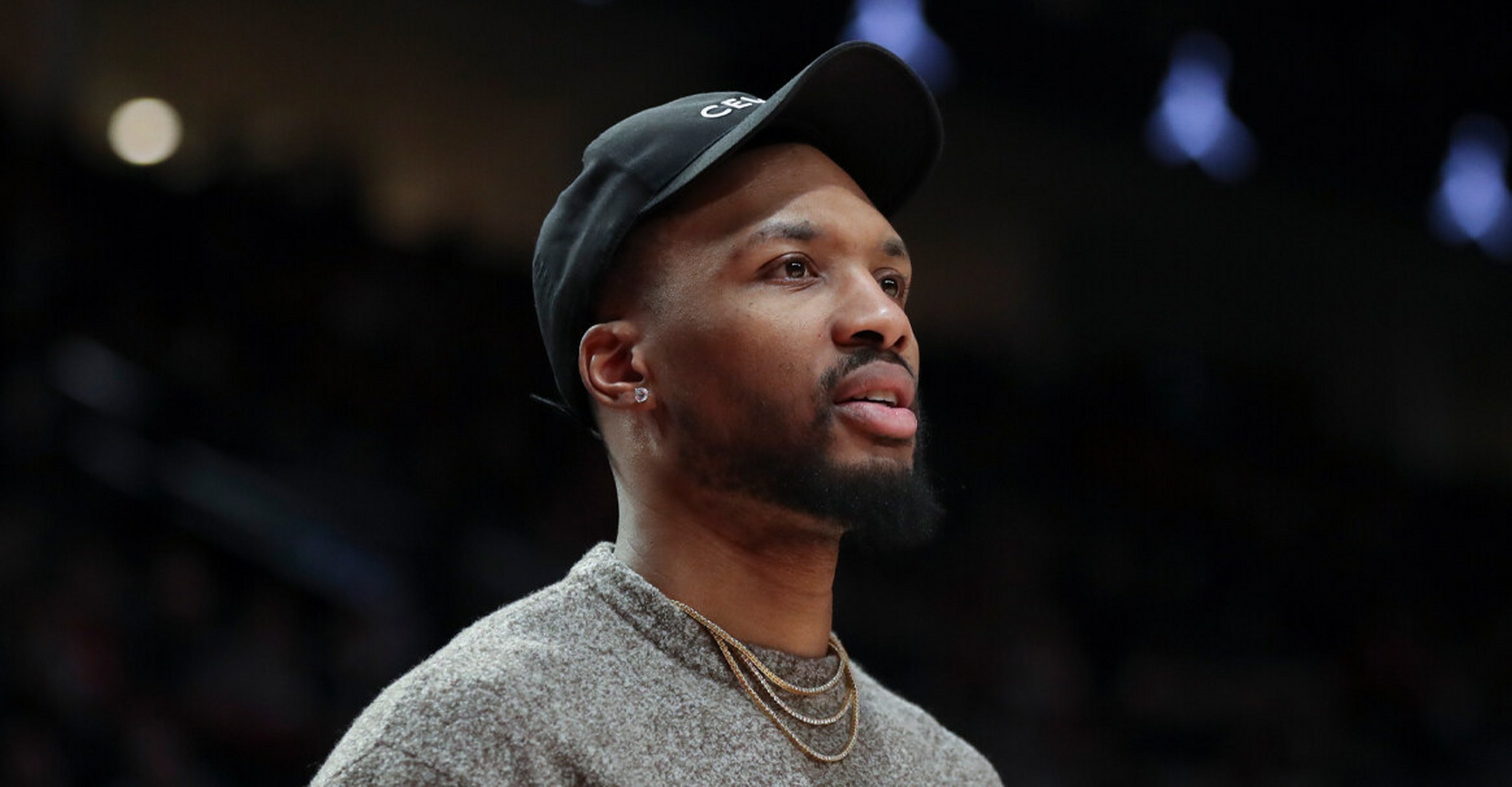 开拓者客场力克国王，利拉德全场分稳定胜势