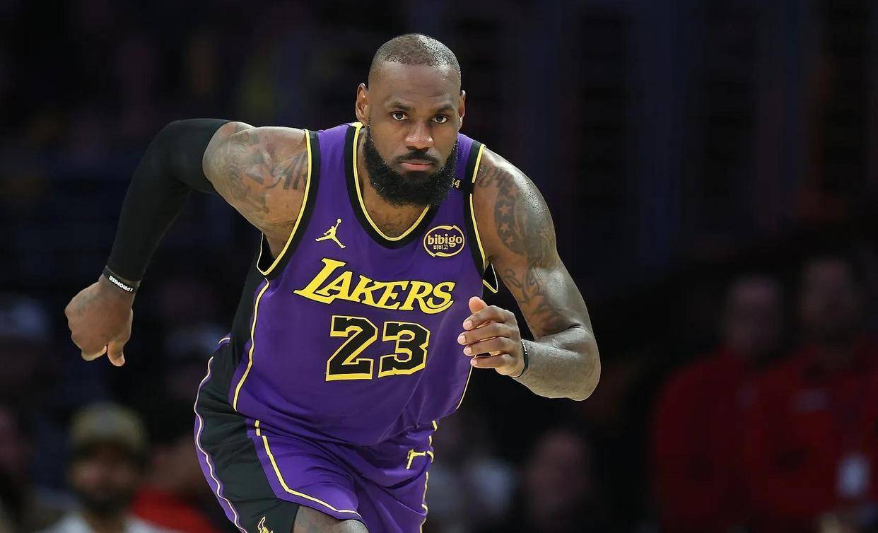  詹姆斯新星挺进下一轮表现惊艳，DWG未来可期！